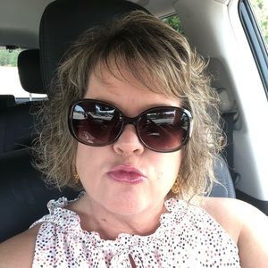 Meet your Posher, Amberlee